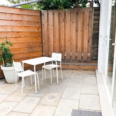 Renovated Studio In *